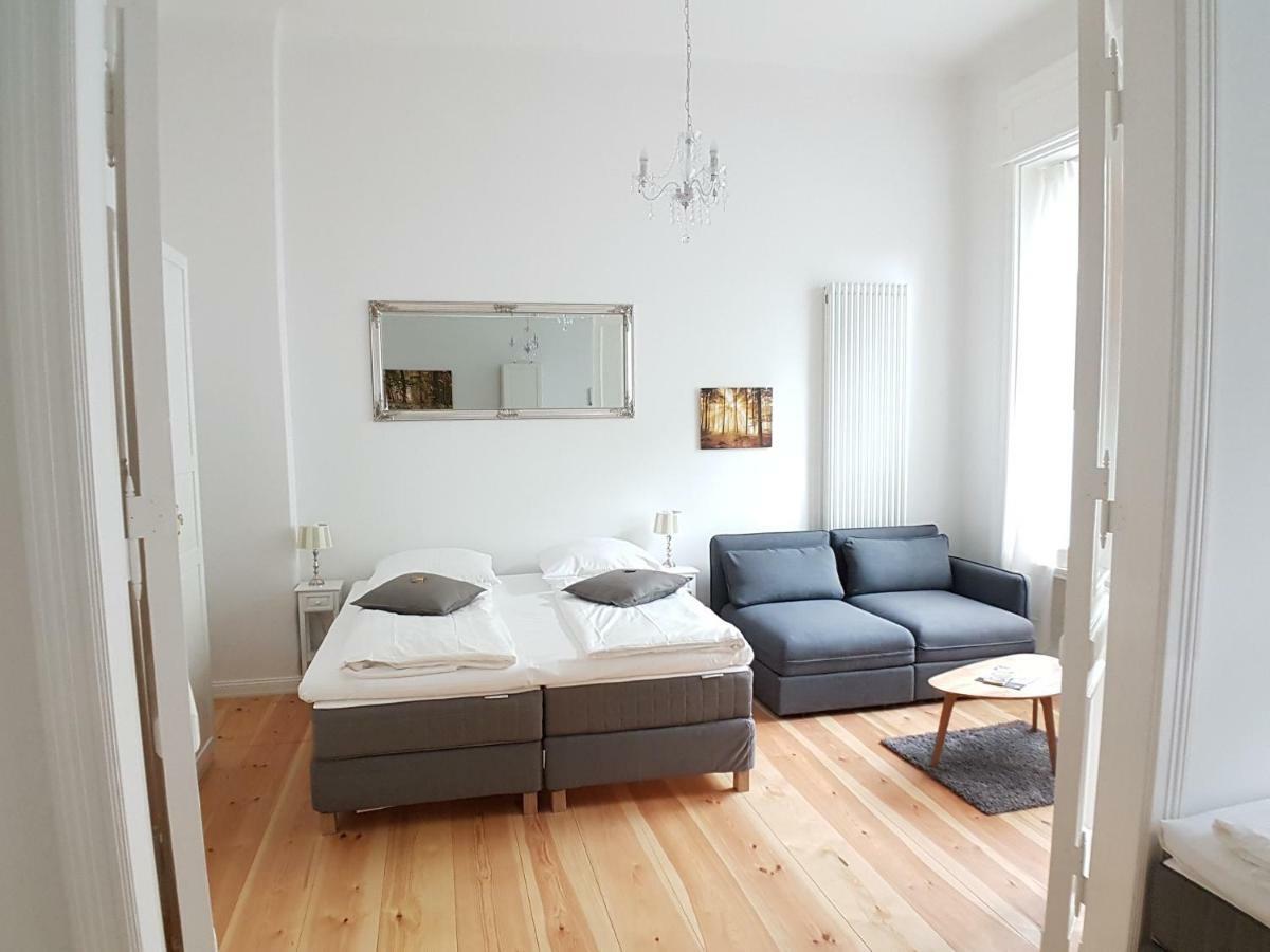 Lang Re By Rockchair Apartments L Superhost Status L 2 Bedrooms Boxspringbeds In City Center - Cozy Family & Business Flair Welcomes You! 베를린 외부 사진
